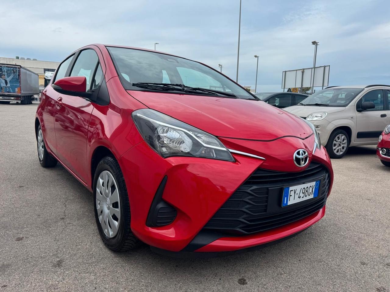 Toyota Yaris 1.0 72 CV 5 porte Cool