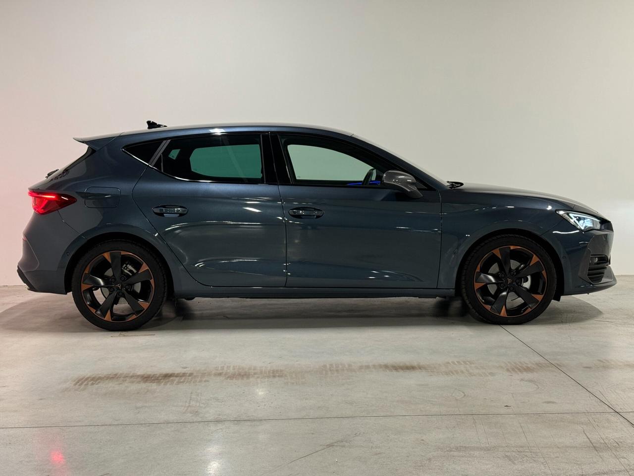 Cupra Leon 1.5 Hybrid 150 CV DSG