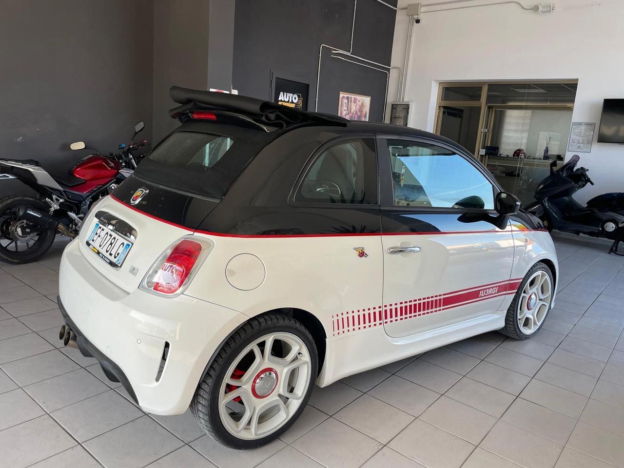Abarth 500 C 1.4 Turbo T-Jet MTA Bicolore