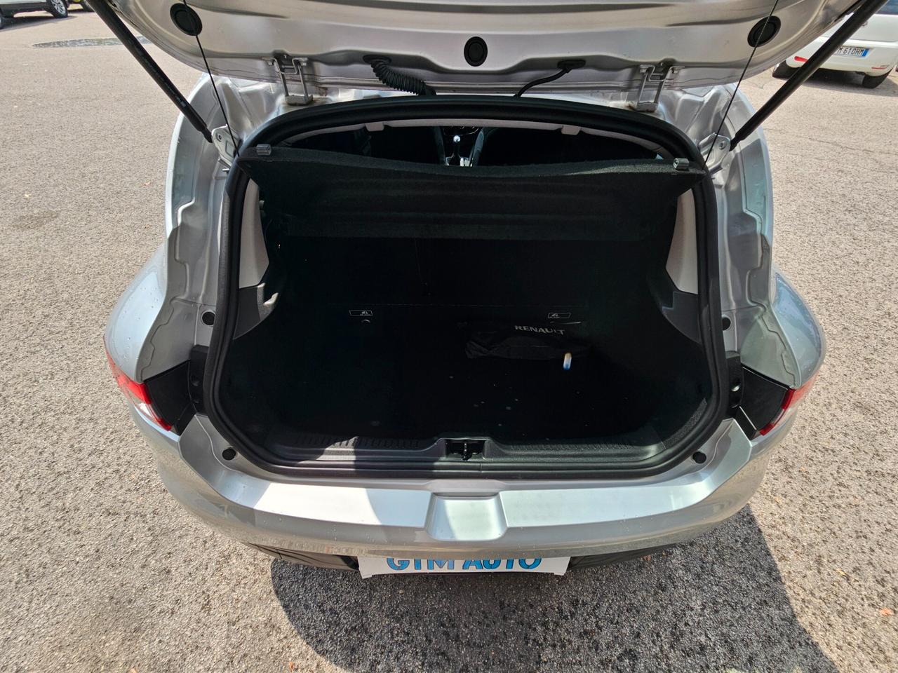Renault Clio 1.2 75CV 5 porte - Neopatentati