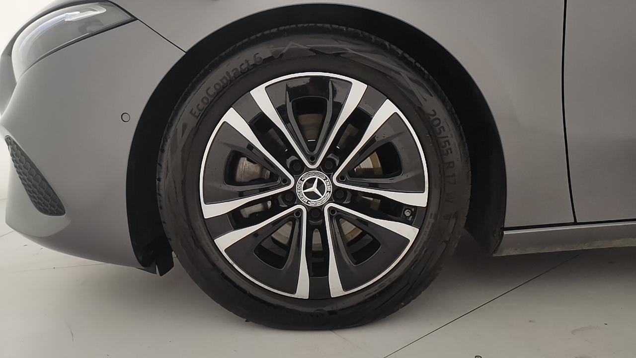 Mercedes-Benz Classe A - W177 2023 - A 200 d Progressive Advanced auto