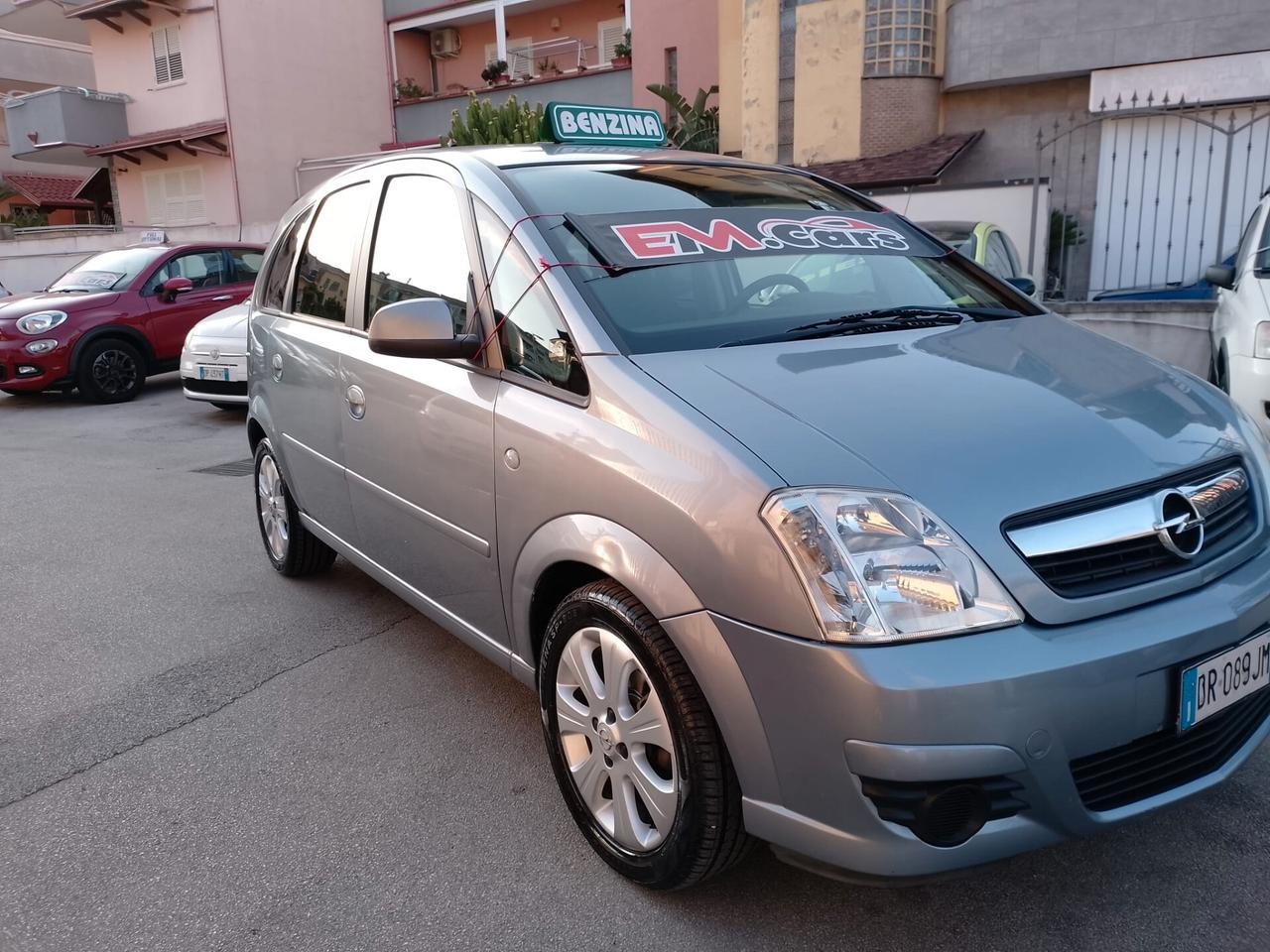 Opel Meriva 1,4 Benzina Allestimento Cosmo