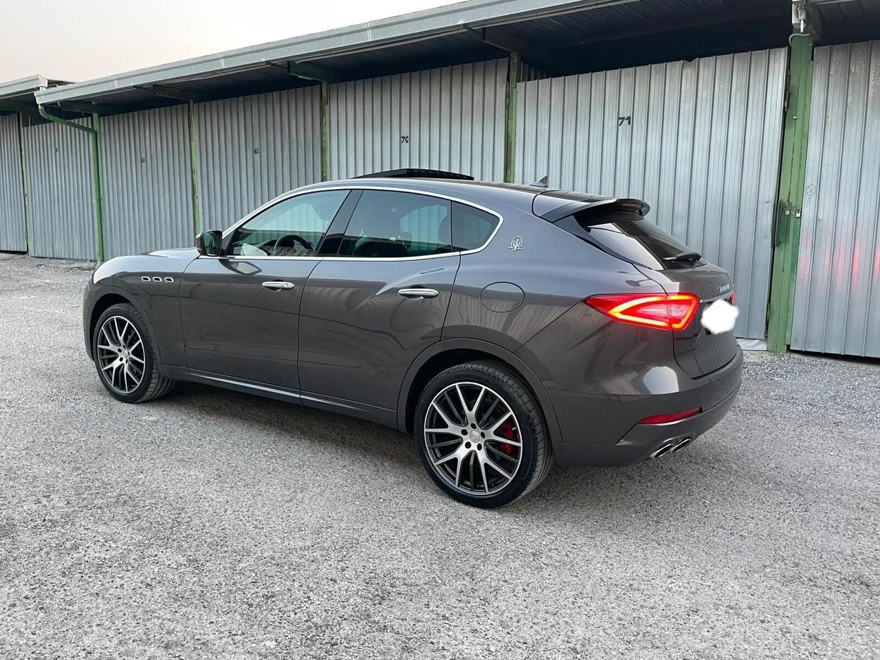 Maserati Levante V6 Diesel 275 CV AWD