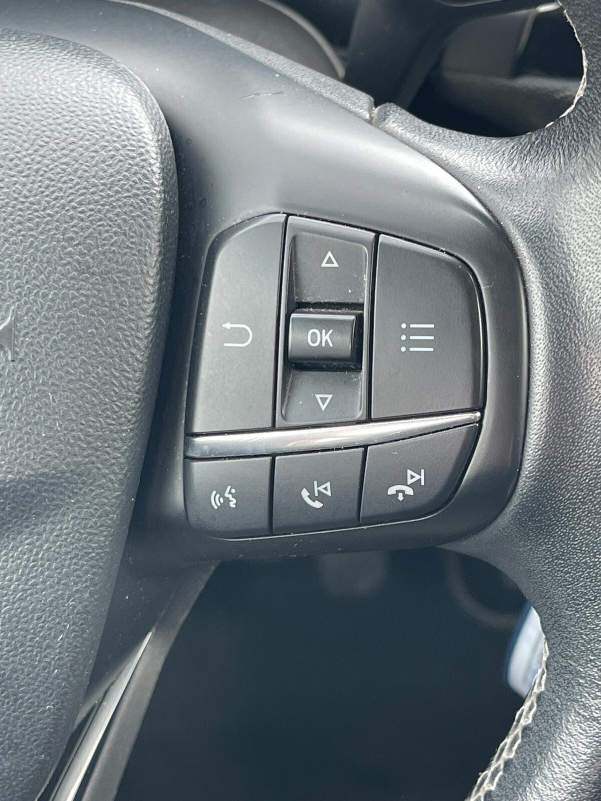 Ford Fiesta 1.5 TDCI 86cvTITANIUM CERCHI APPLE CAR PLAY LED MULTIFUNZIONE BLUETOOTH PDC ZEUS