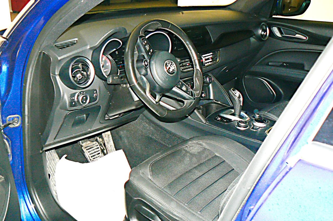 Alfa Romeo Stelvio 2.2 Turbodiesel AT8 2.2 Super Business - n101113