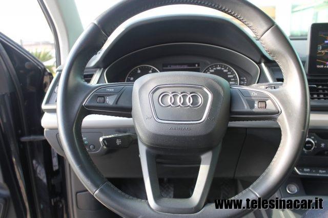 AUDI Q5 2.0 TDI 150 CV Business