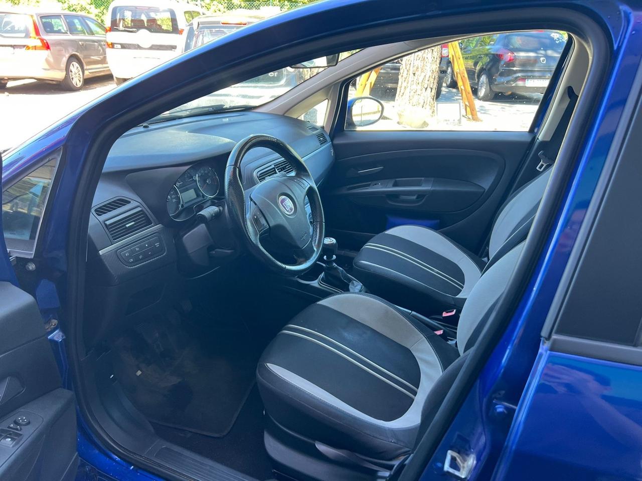 Fiat Grande Punto 1.2 BENZINA - NEOPATENTATI