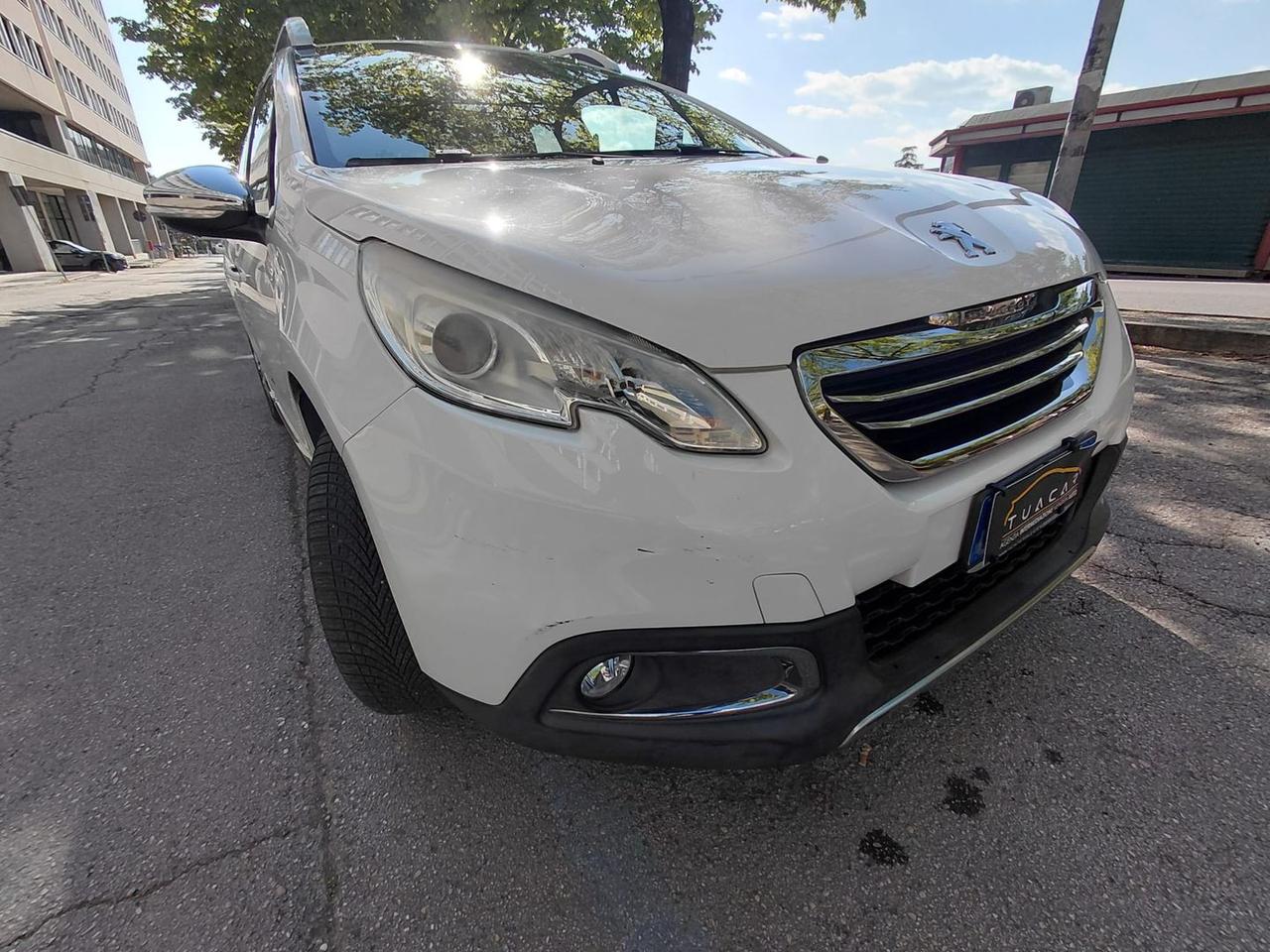 Peugeot 2008 Allure 1.6 Blue HDI 100 #10511