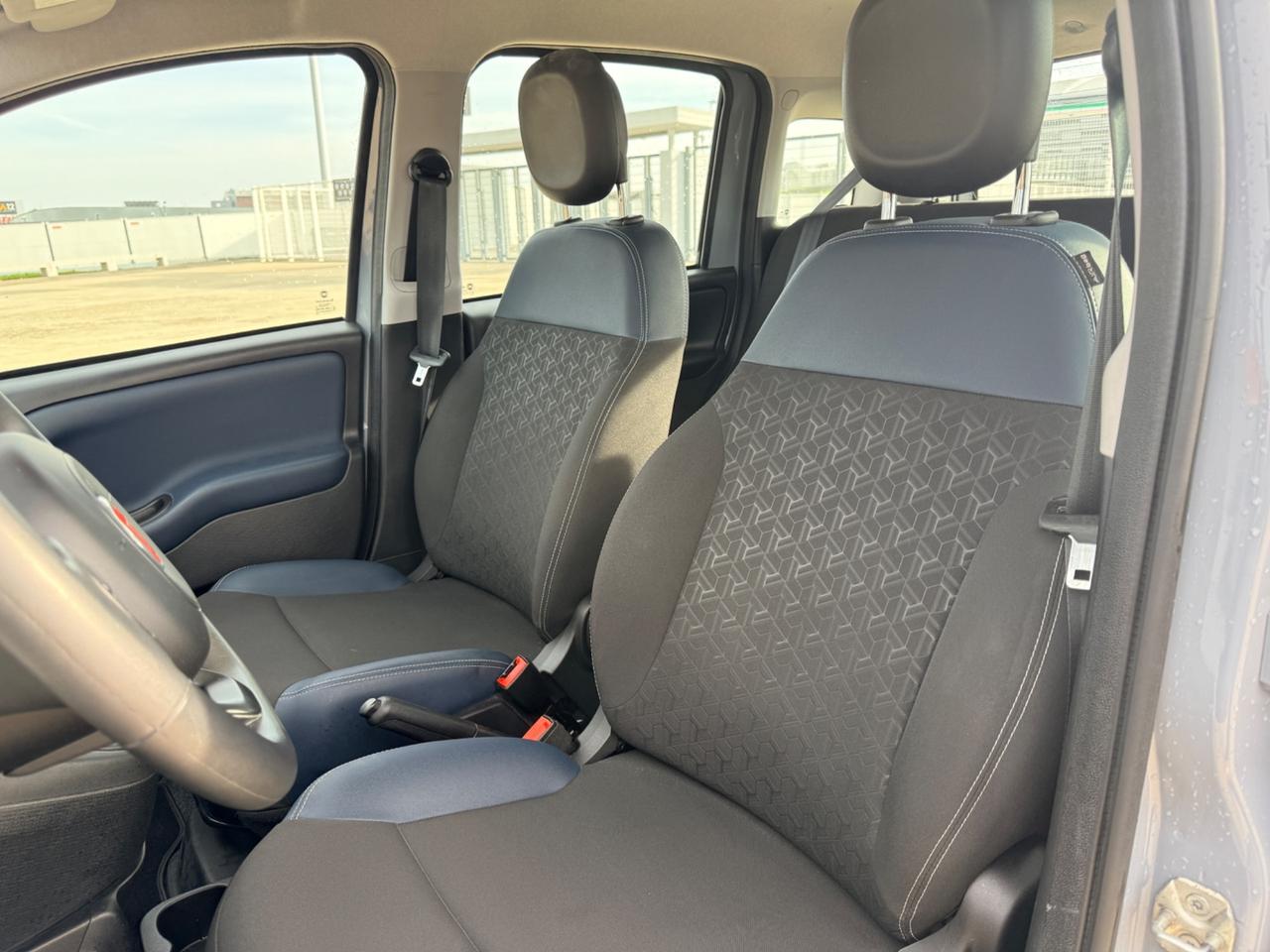 Fiat Panda 1.0 S&S Hybrid City Cross “POCHI KM”