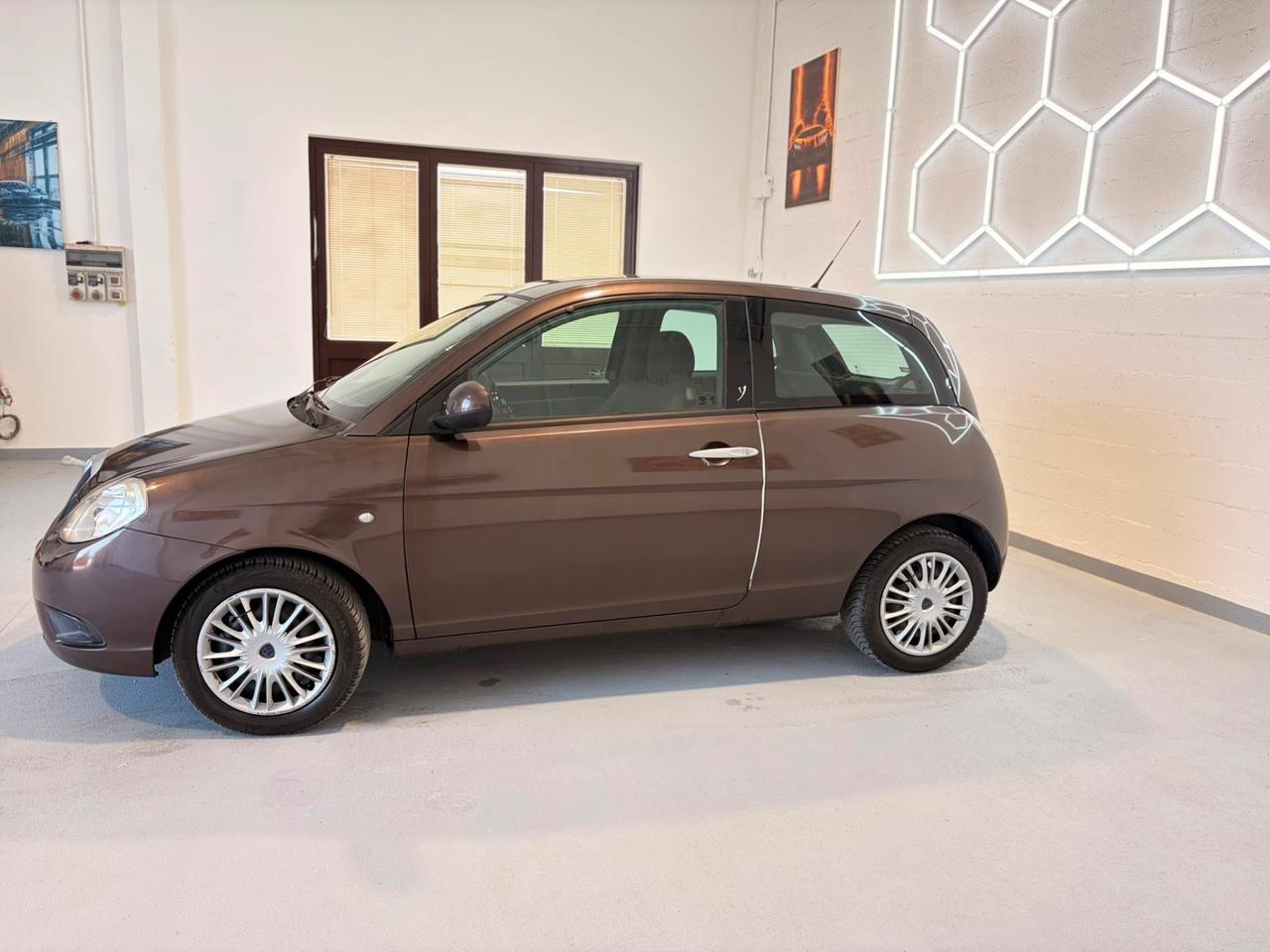 Lancia Ypsilon 1.2 New Oro