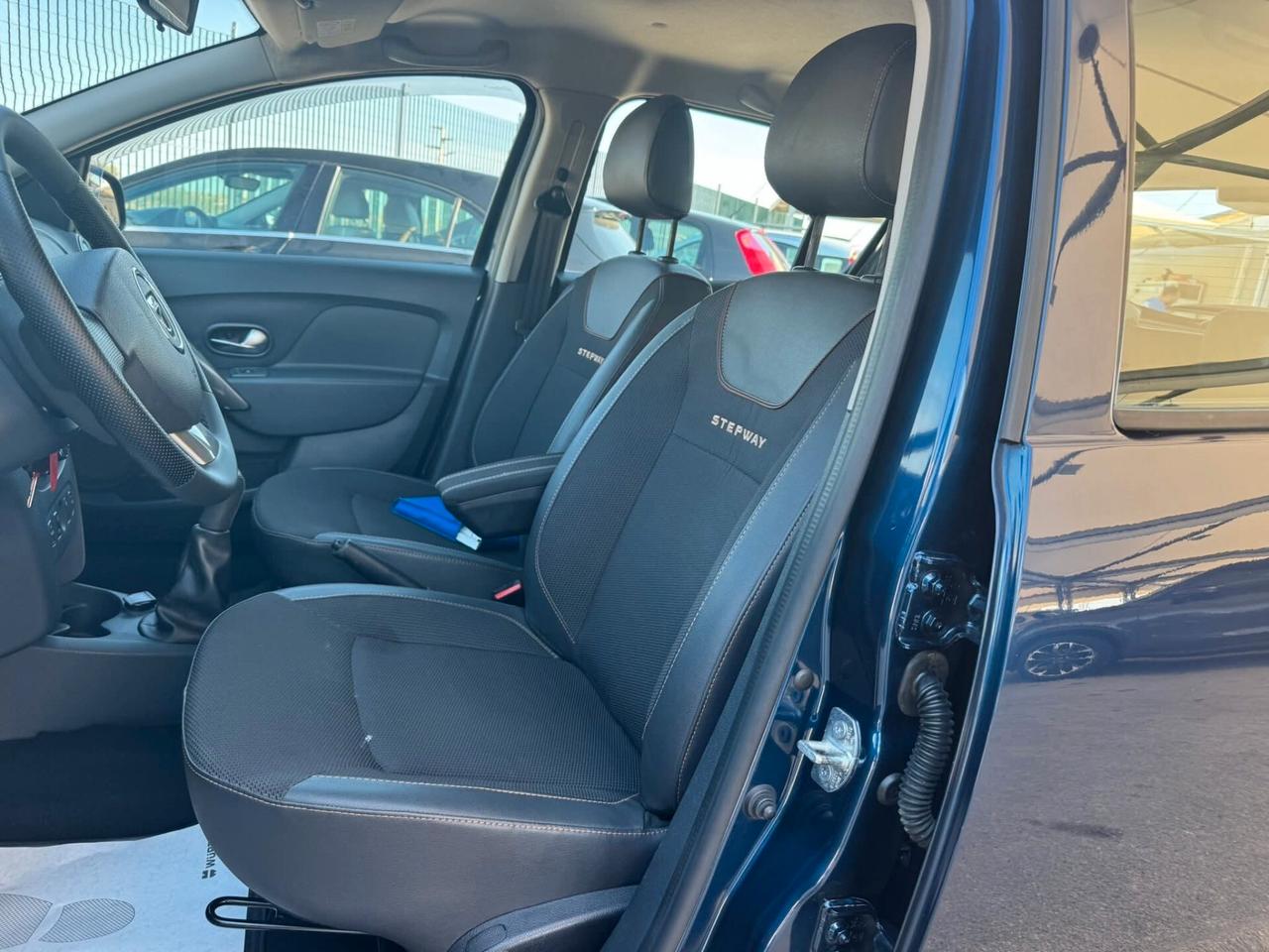 DACIA SANDERO STEPWAY 1.5 DCI 90CV UNICO PROPRIETARIO