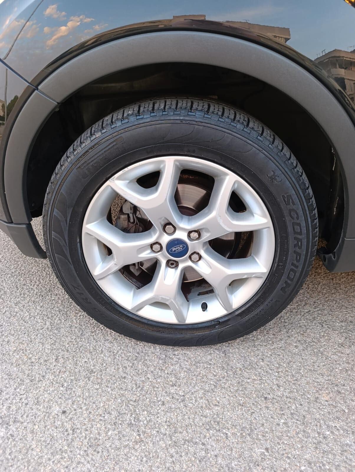 Ford Kuga 2.0 TDCi 140 CV 2WD Titanium Gancio Traino