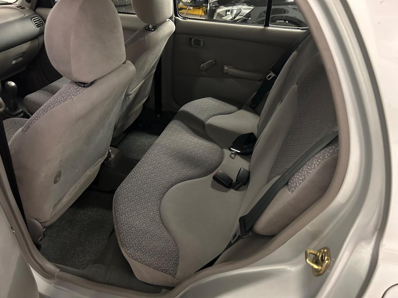 Nissan Micra 1.4i 16V cat 5 porte Luxury