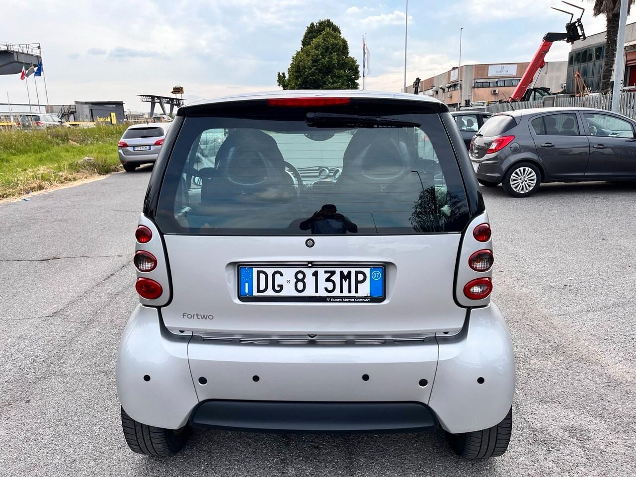 Smart ForTwo 700 coupé (45 kW)