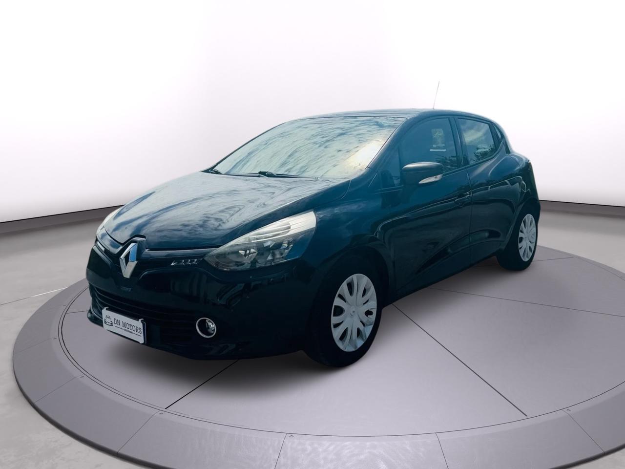 Renault Clio 1.5 dCi 2015 140.000Km neo patentati
