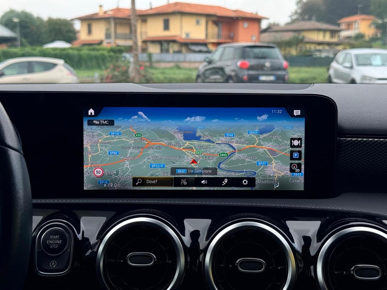 Mercedes-benz A 180 Premium pack AMG 136cv