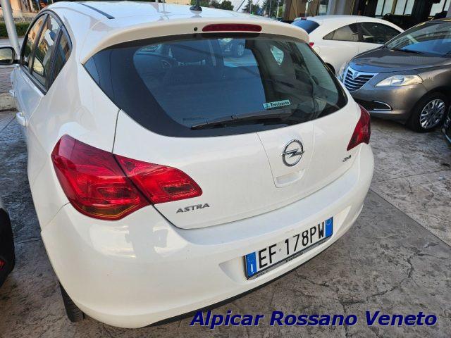 OPEL Astra 1.7 CDTI 110CV 5 porte Cosmo