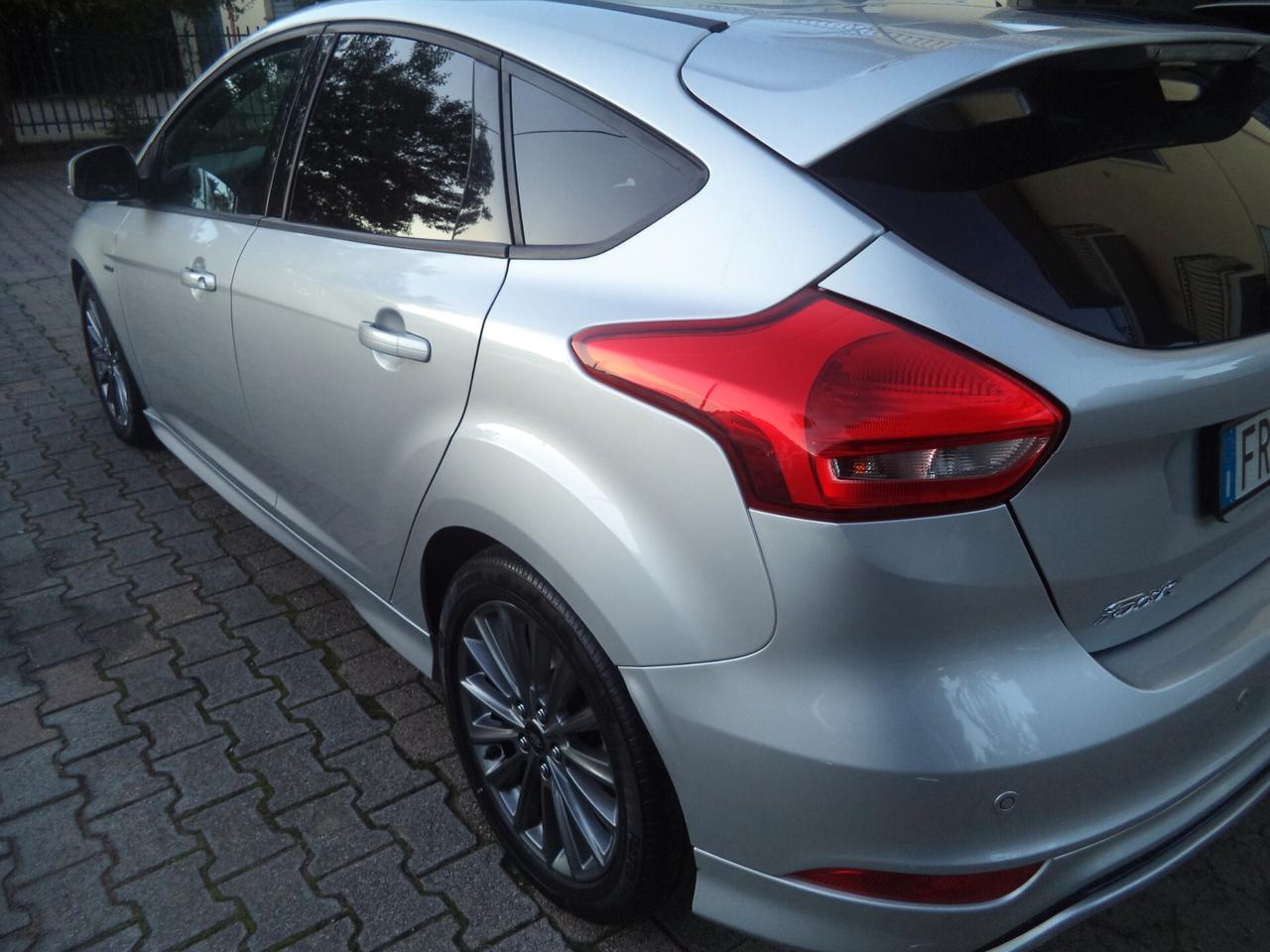 Ford Focus 1.5 TDCi 120 CV Start&Stop ST Line