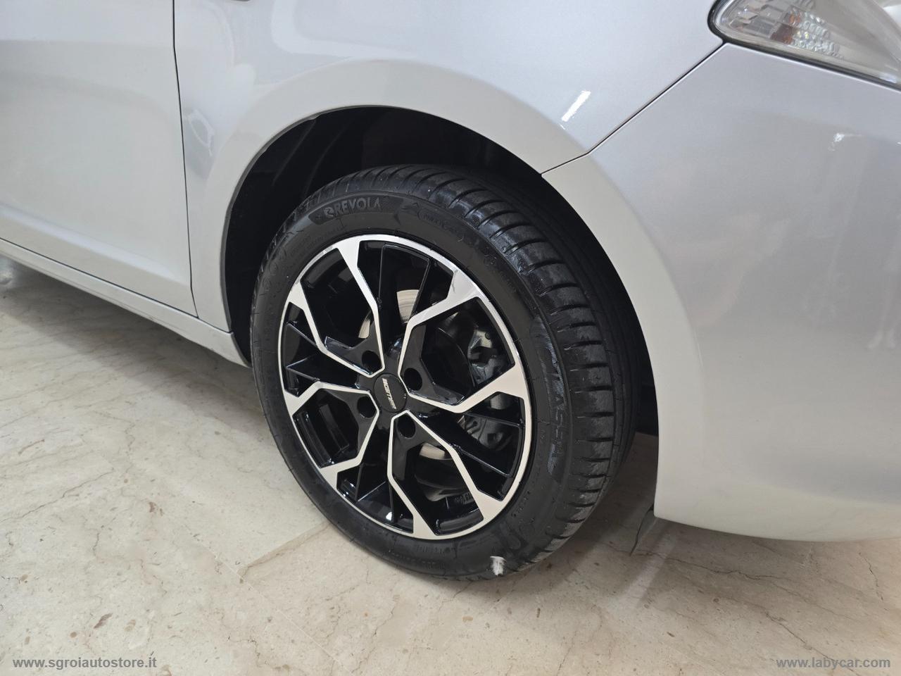 LANCIA Ypsilon 1.3 MJT 95 CV 5p. S&S Gold