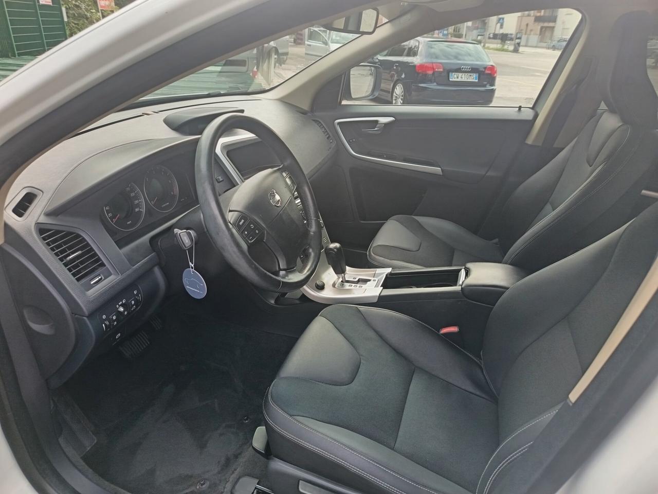 Volvo XC 60 D5 AWD 2009