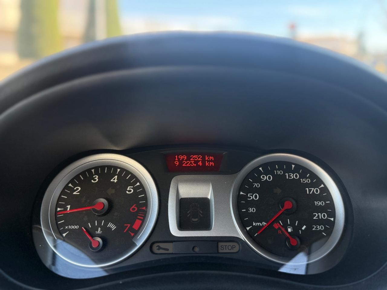 RENAULT CLIO 1.2 BENZINA FULL OPT 2011 UNICO PROP