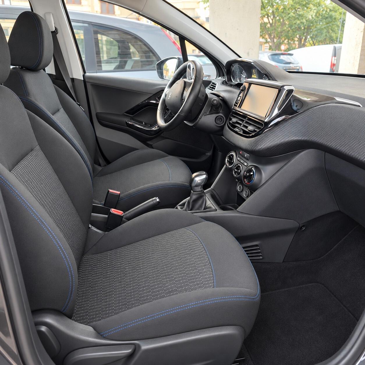 PEUGEOT 208 1.2 PURETECH ALLURE EURO 6 – 78.000 KM – €7.990