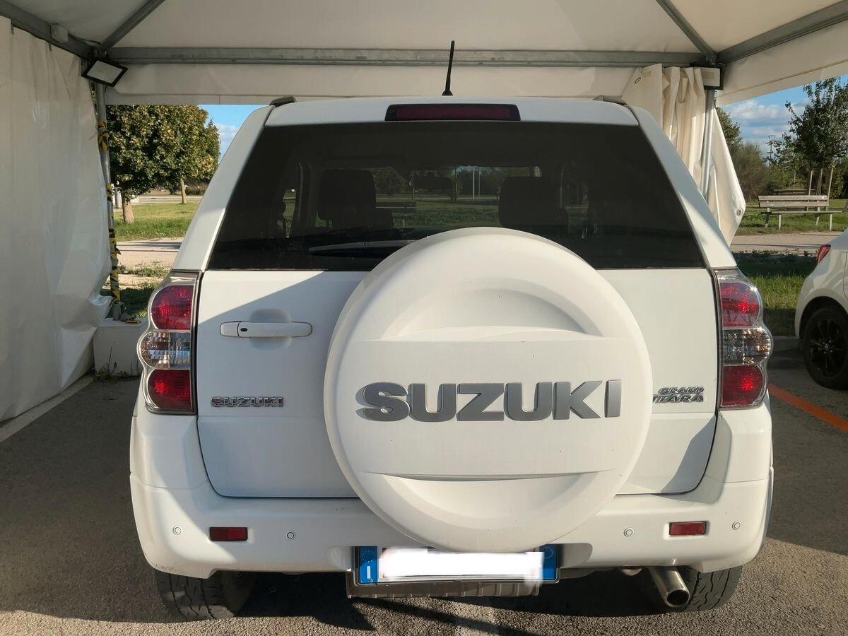 Suzuki Grand Vitara 1.9 DDiS 3 porte Offroad 2011