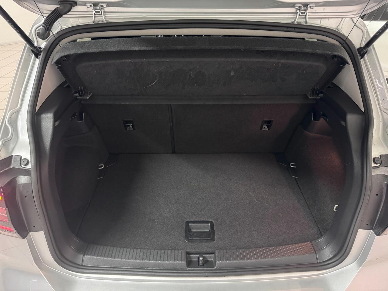 VW T-Cross 1.0 TSI Style BMT R-Line - 2022