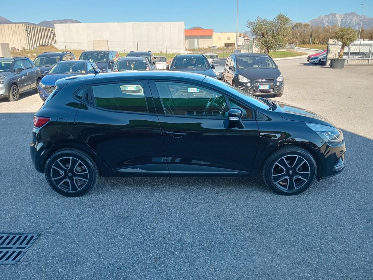 Renault Clio TCe 12V 90cv 5p. OK NEOPATENTATI