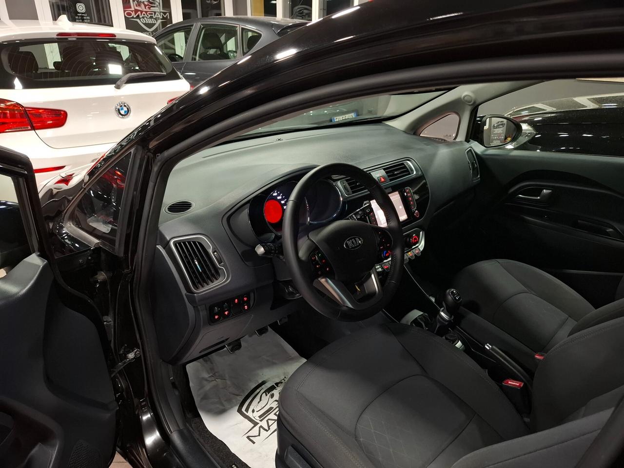 Kia Rio 1.4 CRDi S&S High Tech Neopatentato