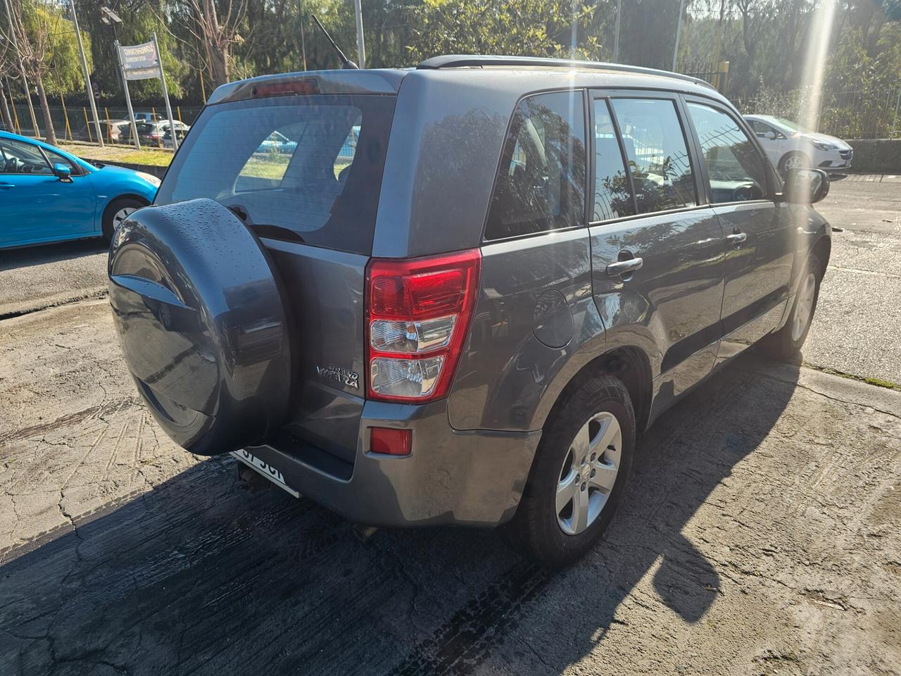 Suzuki Grand Vitara 1.9 DDiS 5 porte