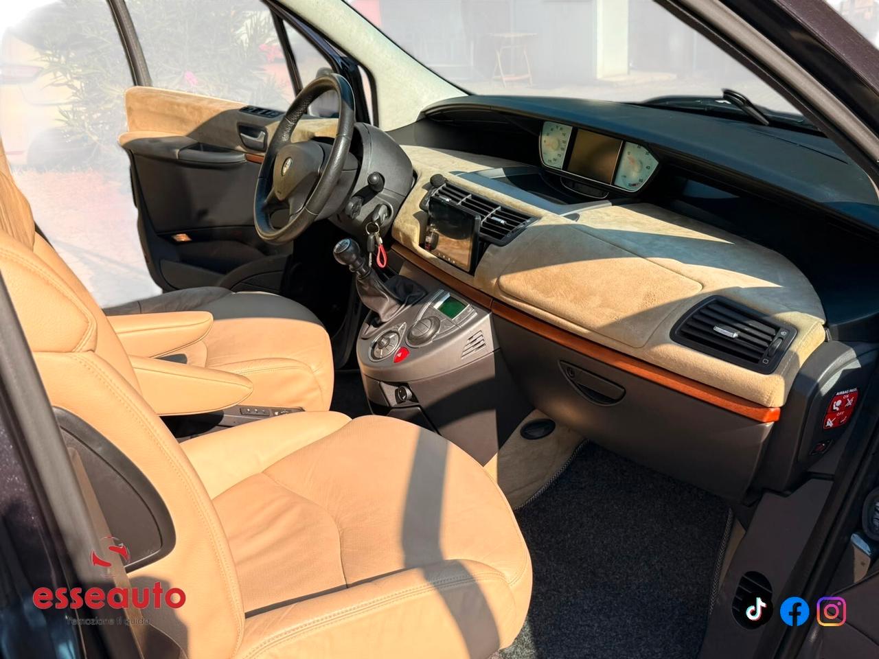 Lancia Phedra 2.2 JTD Executive FAP