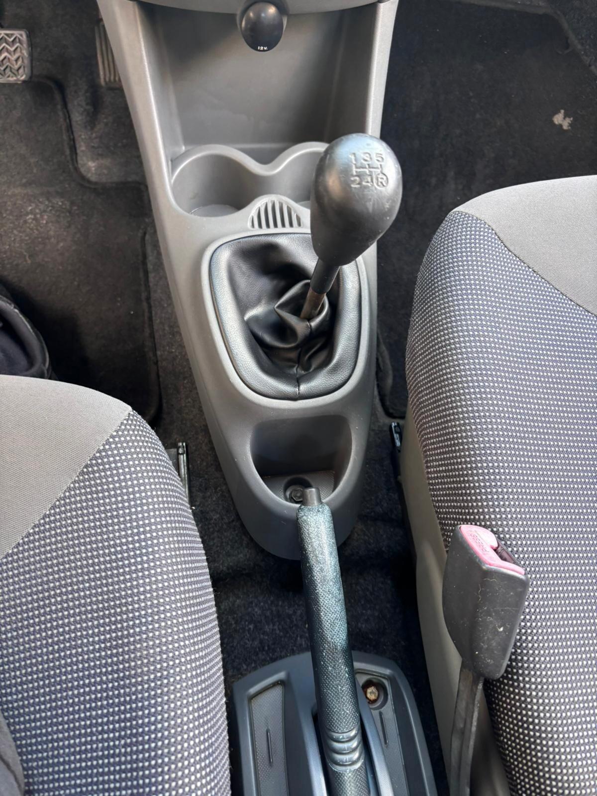 Peugeot 107 1.0 68CV 3p. Sweet Years