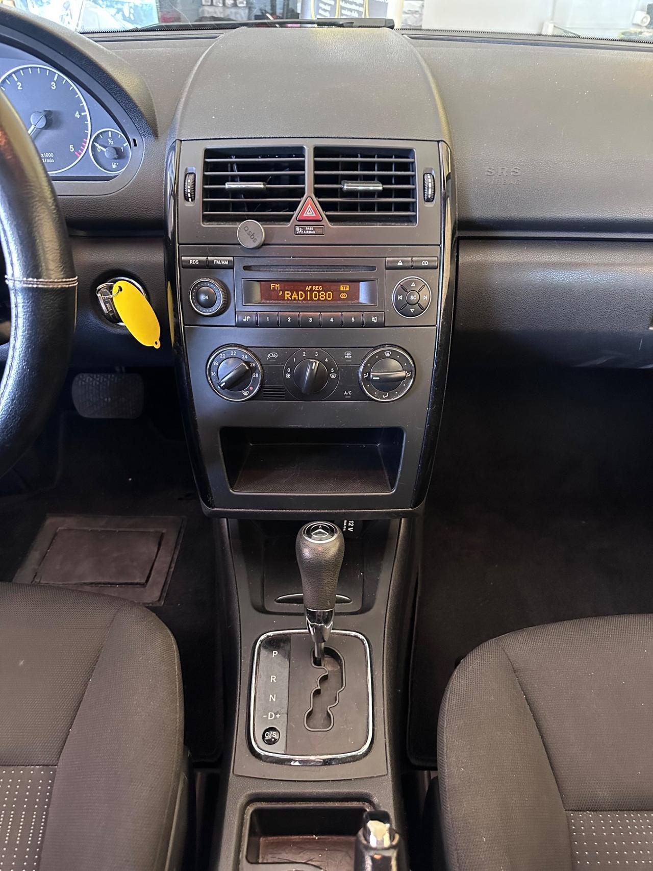 Mercedes-benz A160 per neopatentati