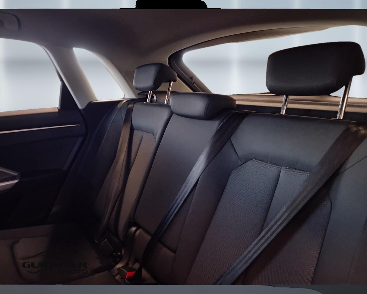 AUDI Q3 II 2018 - Q3 35 2.0 tdi Business Advanced