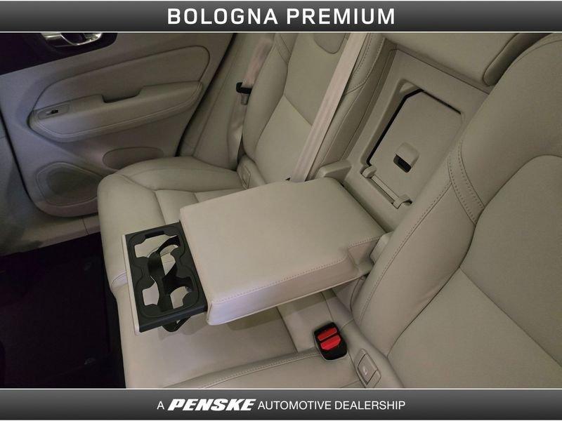 Volvo XC60 B4 (d) AWD Geartronic Inscription