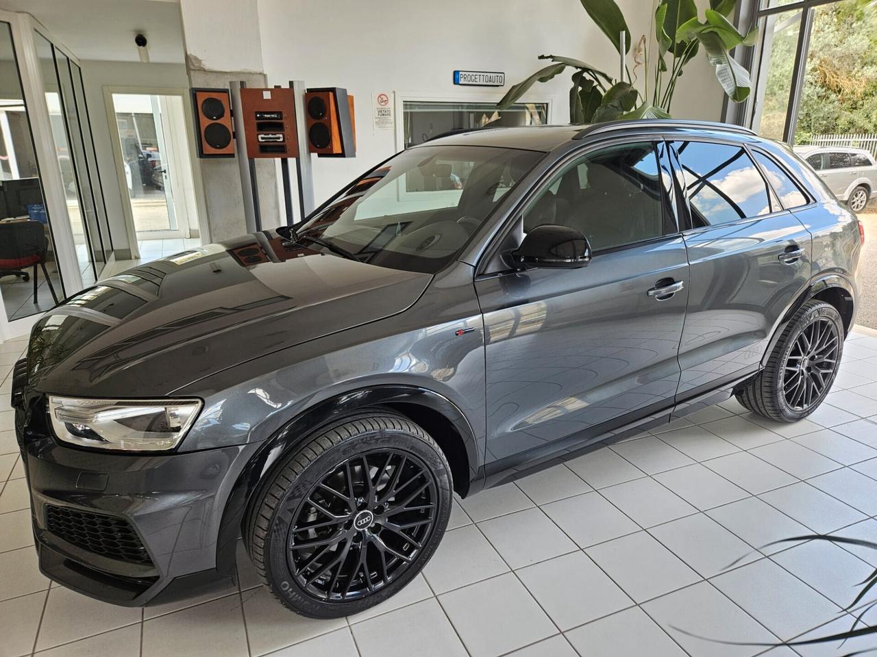 Audi Q3 2.0 TDI 184 CV S tronic quattro S-Line Competition
