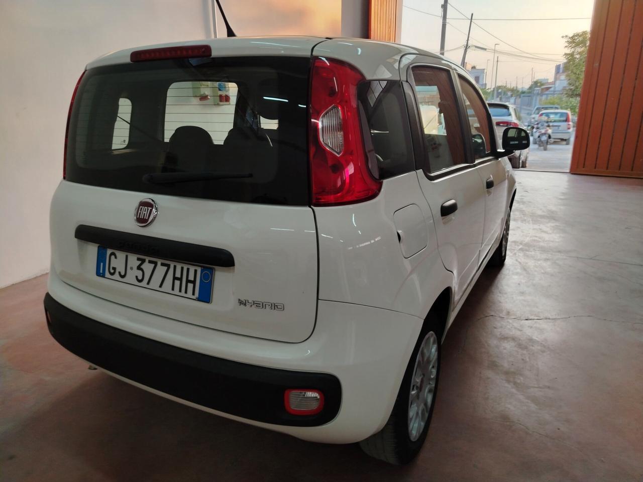 Fiat Panda 1.0 FireFly S&S Hybrid