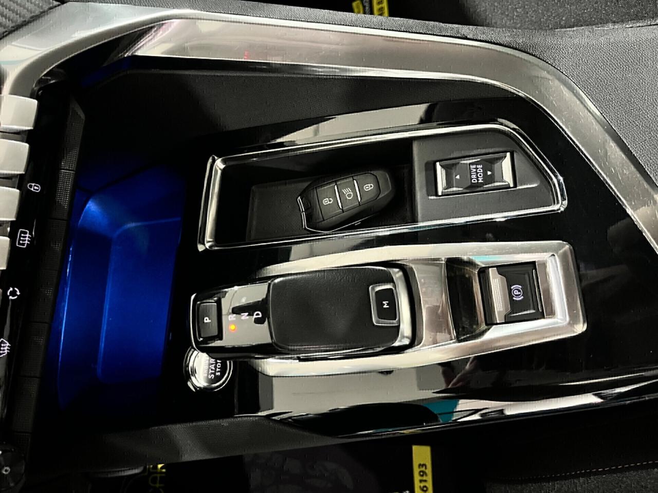 PEUGEOT 3008 FULL LED *KM CERTIFICATI *UNICOPROPRIETARIO