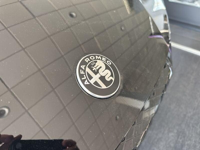 Alfa Romeo Junior 1.2 136 CV Hybrid eDCT6