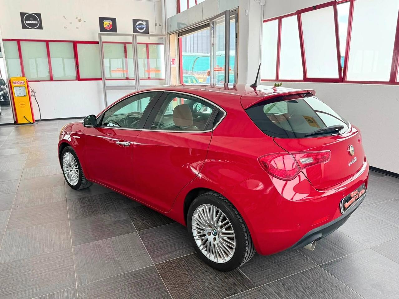 Alfa Romeo Giulietta 1.6 JTDm-2 105 CV Distinctive