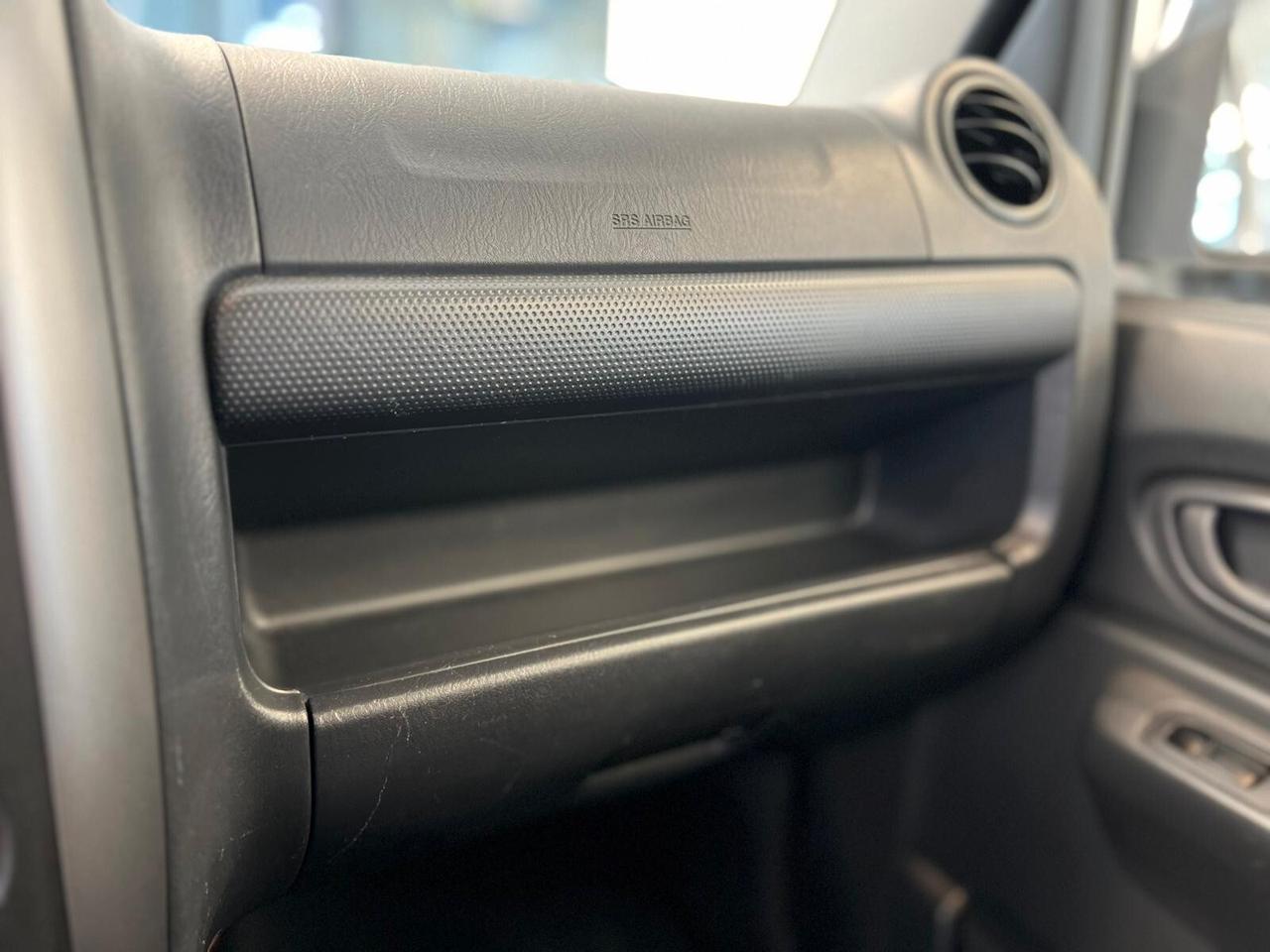 Suzuki Jimny 1.3i 16V cat 4WD JLX