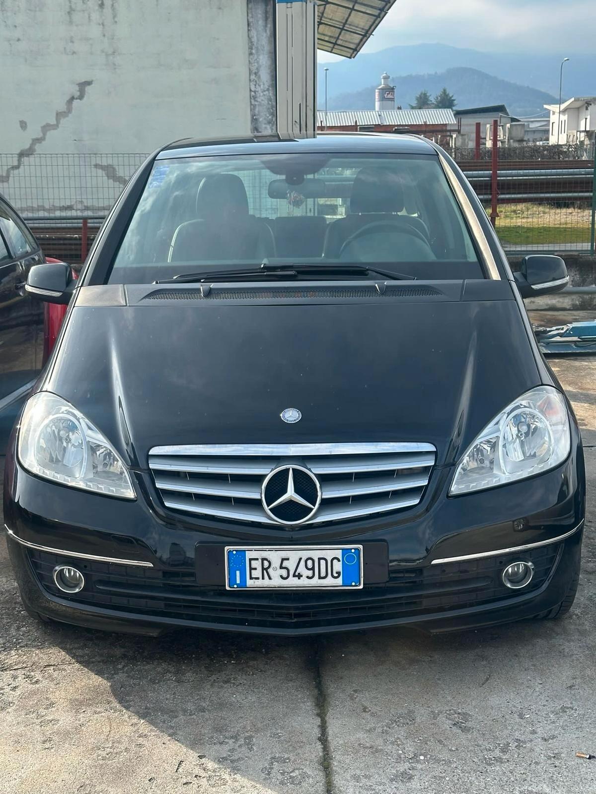 Mercedes-benz A 180 CDI BlueEFFICIENCY Executive