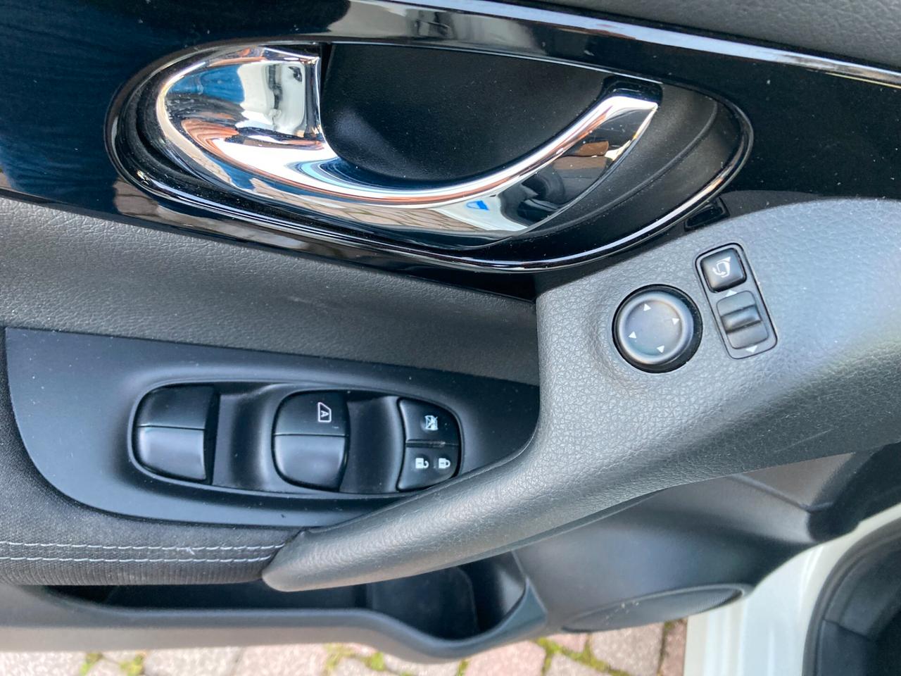 Nissan Qashqai II 1.6 dci N-Connecta 2wd 130cv xtronic