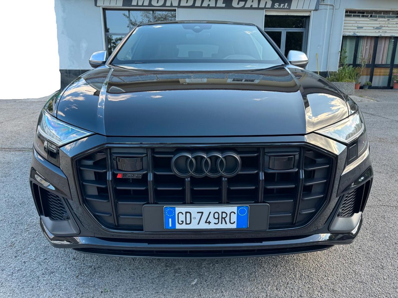 Audi SQ8