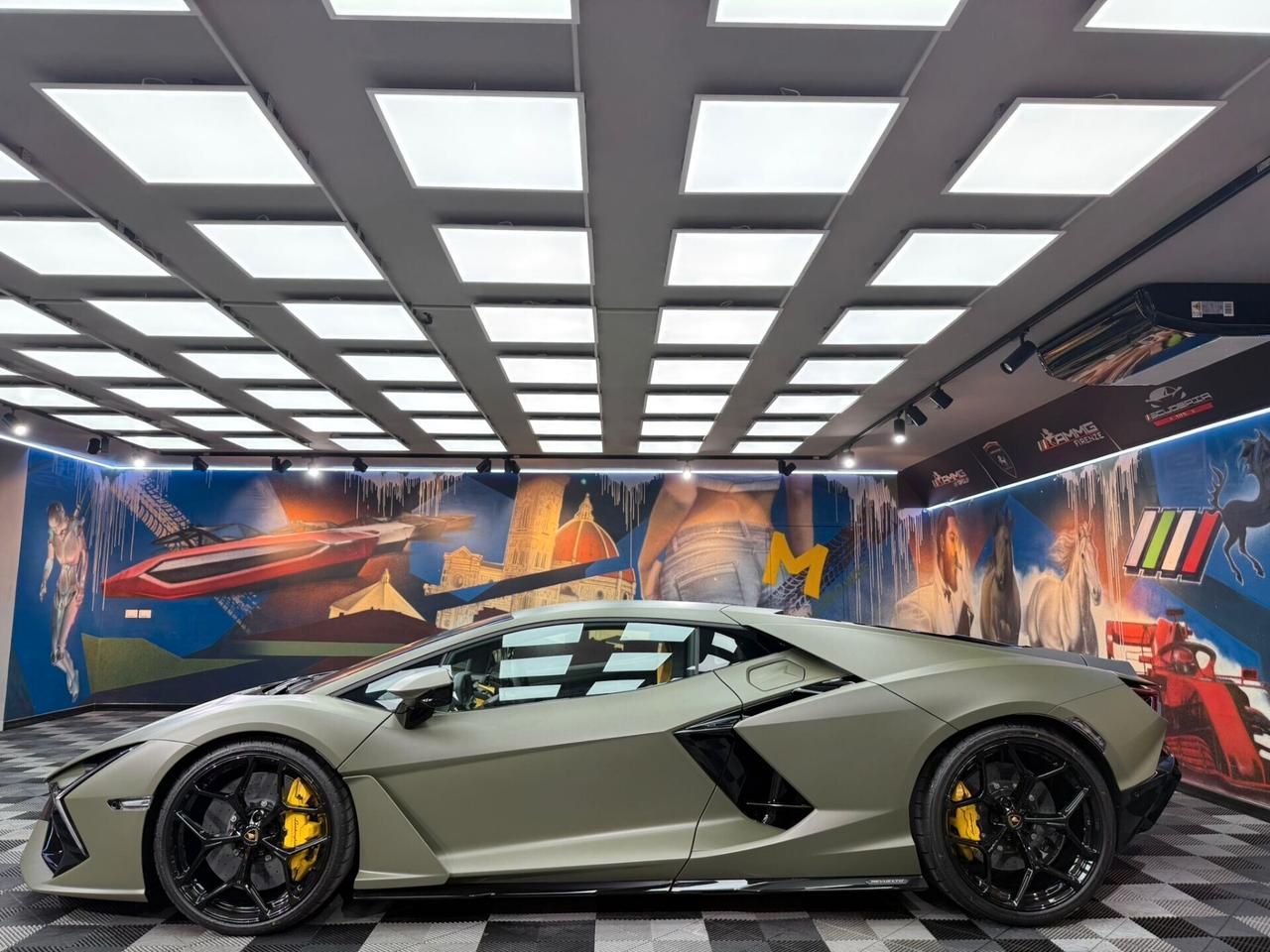 Lamborghini Revuelto 6.5 V12 (333)