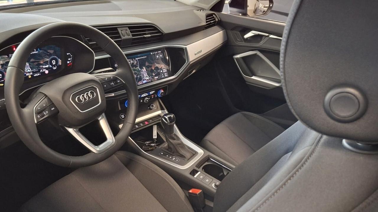 Audi Q3 35 TDI S tronic 12-2024 fari full led