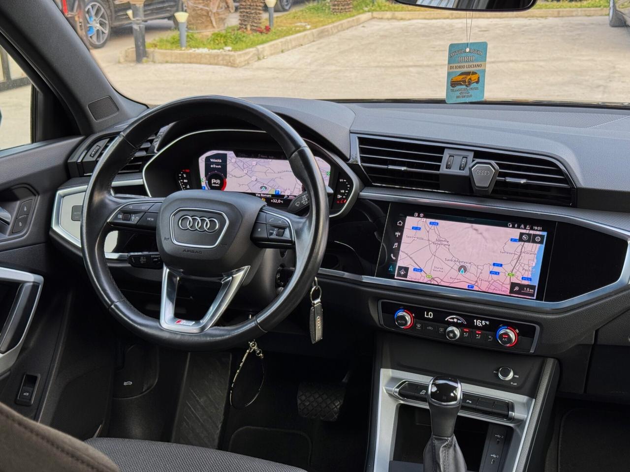 Audi Q3 40 TDI S line S tronic 200CV Quattro CAM