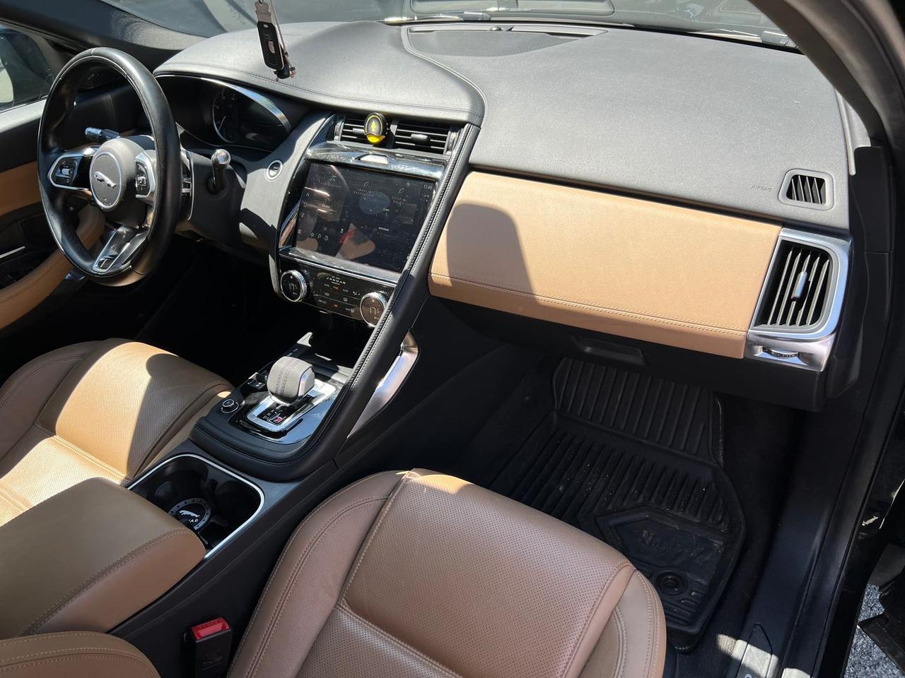 Jaguar E-Pace R-Dynamic HSE D 165 MHEV #11596