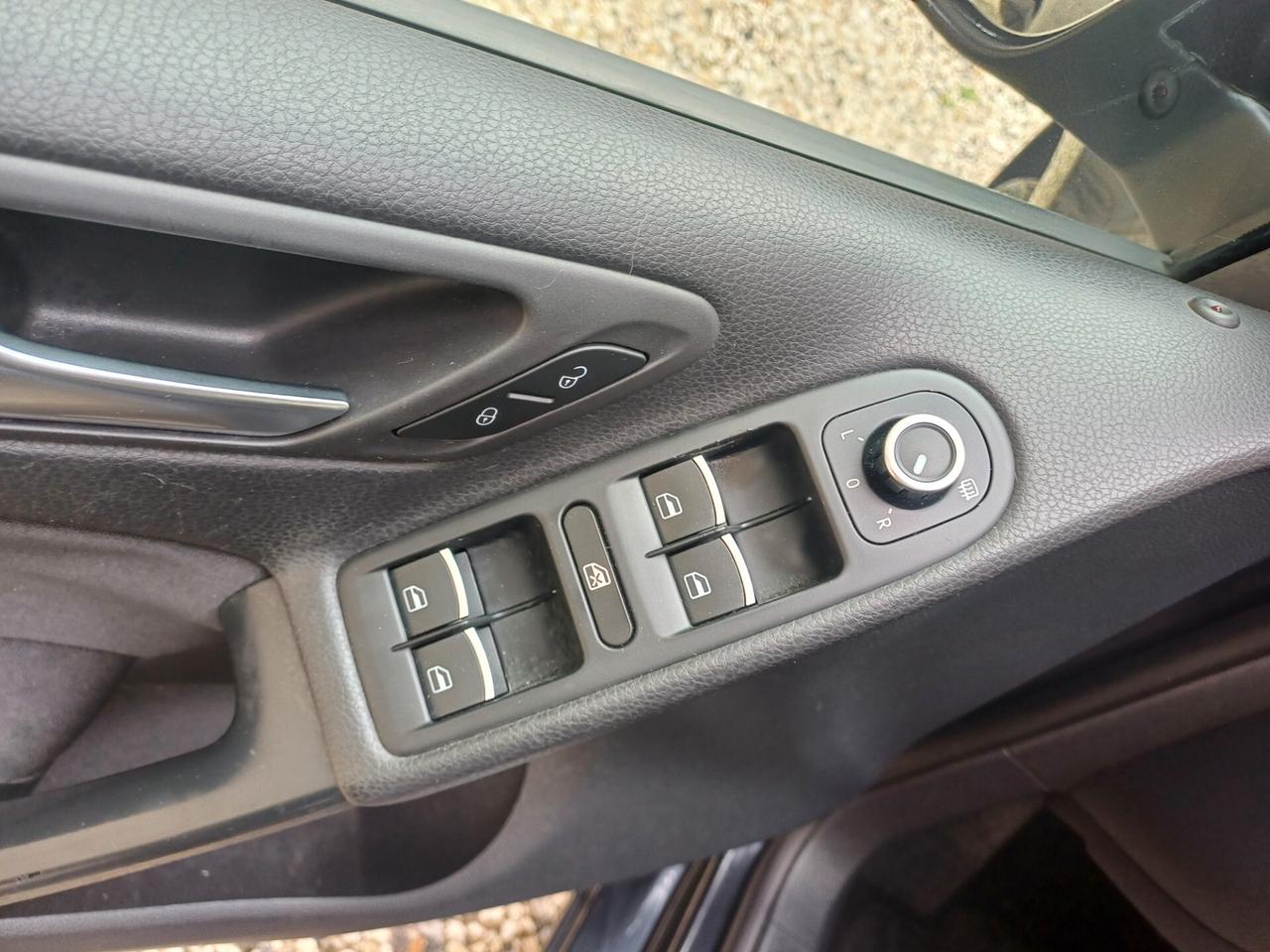 Volkswagen Golf 1.6 TDI DPF 5p. Highline